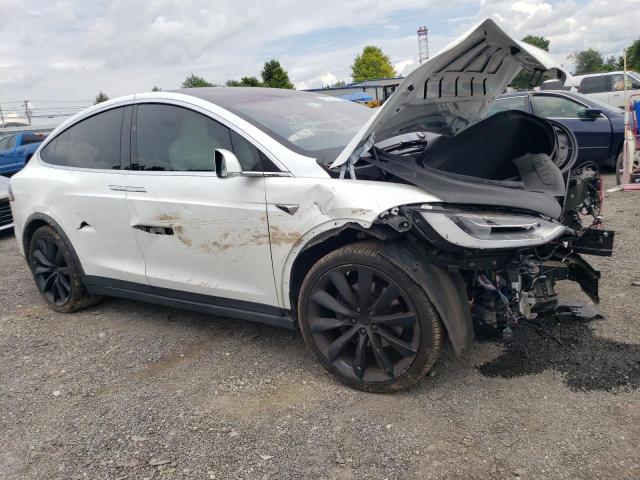 Photo 4 from auction – 2019 TESLA MODEL X with VIN 5YJXCAE29KF203673