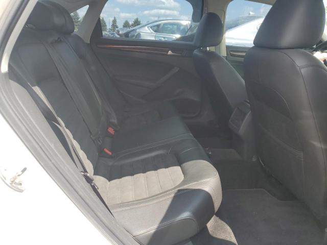 Photo 10 from auction – 2012 VOLKSWAGEN PASSAT SEL with VIN 1VWCN7A33CC006388