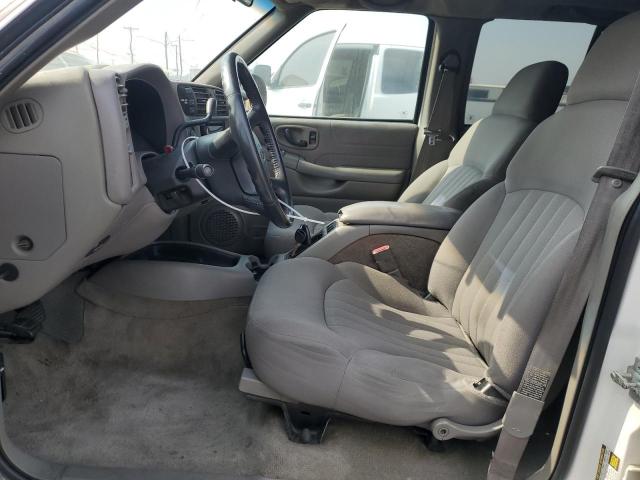 Photo 7 from auction – 2004 CHEVROLET BLAZER with VIN 1GNDT13X04K152269