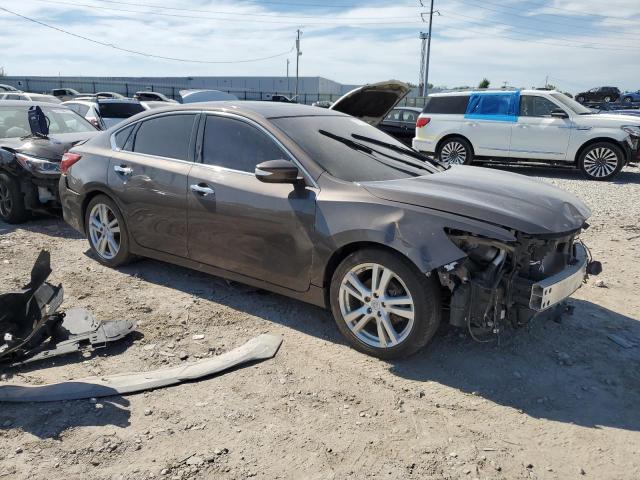Photo 4 from auction – 2017 NISSAN ALTIMA 3.5 with VIN 1N4BL3AP0HC154365