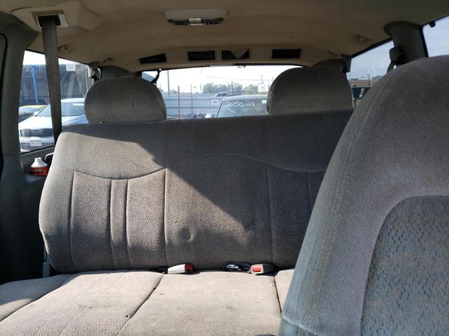 Photo 10 from auction – 2001 CHEVROLET ASTRO with VIN 1GNEL19W01B107234