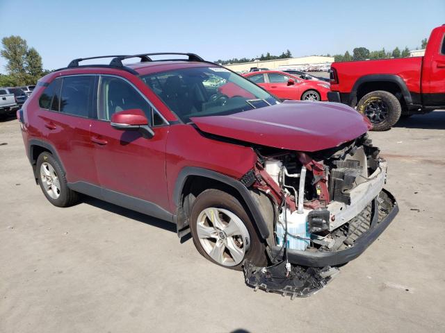 Photo 4 from auction – 2021 TOYOTA RAV4 XLE with VIN JTMP1RFV0MD072835