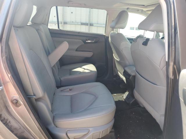 Photo 11 from auction – 2021 TOYOTA HIGHLANDER with VIN 5TDGZRAH3MS516336