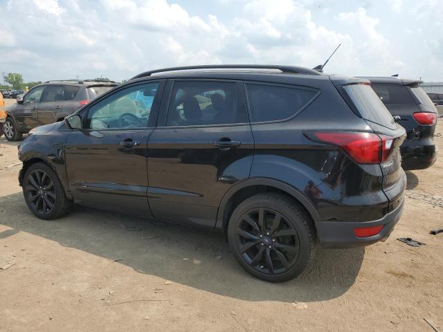 Photo 2 from auction – 2019 FORD ESCAPE SE with VIN 1FMCU0GD3KUA13228