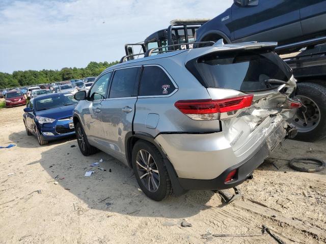 Photo 2 from auction – 2018 TOYOTA HIGHLANDER with VIN 5TDJZRFH9JS543910