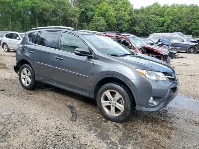 Photo 4 from auction – 2013 TOYOTA RAV4 XLE with VIN JTMWFREV8DD025597