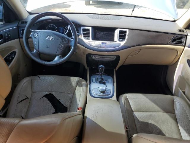 Photo 8 from auction – 2010 HYUNDAI GENESIS 4. with VIN KMHGC4DF4AU072126