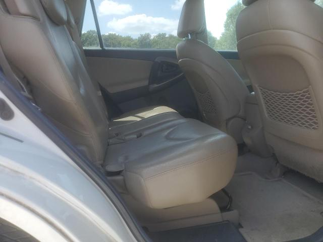 Photo 11 from auction – 2010 TOYOTA RAV4 LIMIT with VIN 2T3YF4DV0AW049162