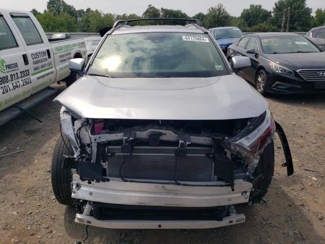 Photo 5 from auction – 2022 TOYOTA RAV4 SE with VIN JTM16RFV3ND524625
