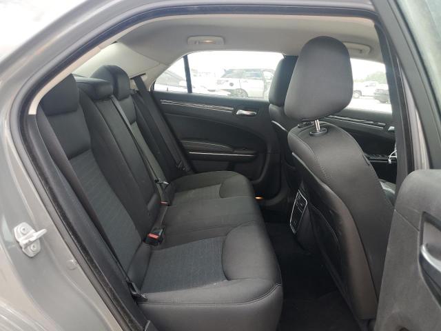 Photo 10 from auction – 2019 CHRYSLER 300 TOURIN with VIN 2C3CCAAG2KH610099