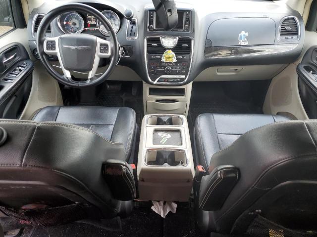 Photo 8 from auction – 2016 CHRYSLER TOWN & COU with VIN 2C4RC1BG6GR147812