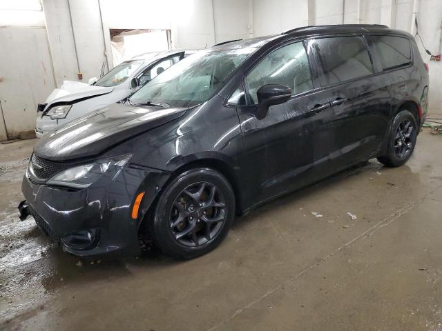 CHRYSLER PACIFICA L 2020 with VIN 2C4RC1GG8LR261314 - Photo from auction