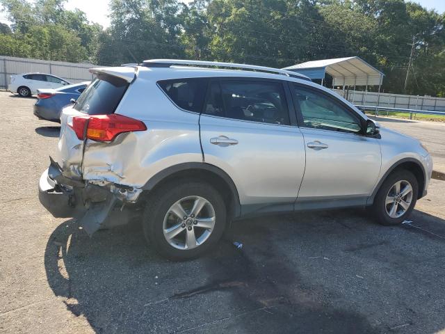 Photo 3 from auction – 2015 TOYOTA RAV4 XLE with VIN 2T3WFREV8FW168698