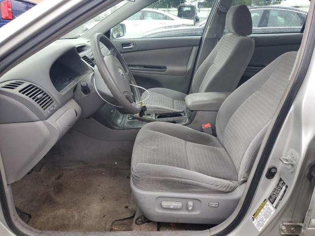 Photo 7 from auction – 2005 TOYOTA CAMRY LE with VIN 4T1BE32K75U990683