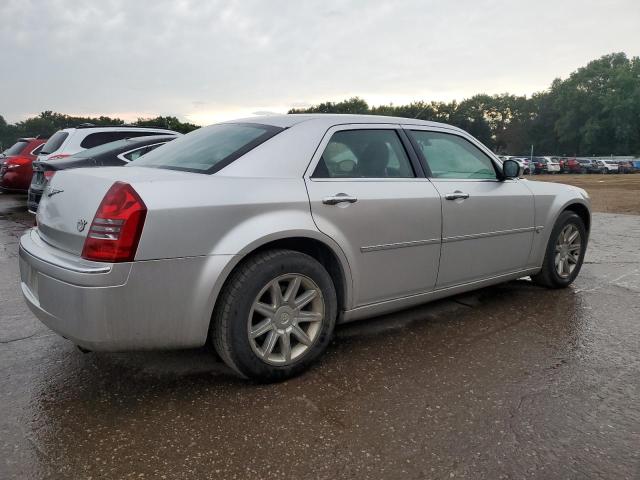 Photo 3 from auction – 2005 CHRYSLER 300C with VIN 2C3JA63HX5H111670