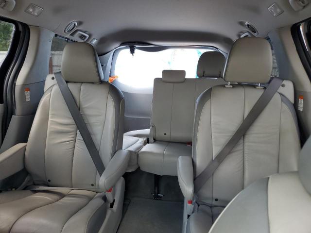 Photo 10 from auction – 2018 TOYOTA SIENNA SE with VIN 5TDXZ3DC1JS947413