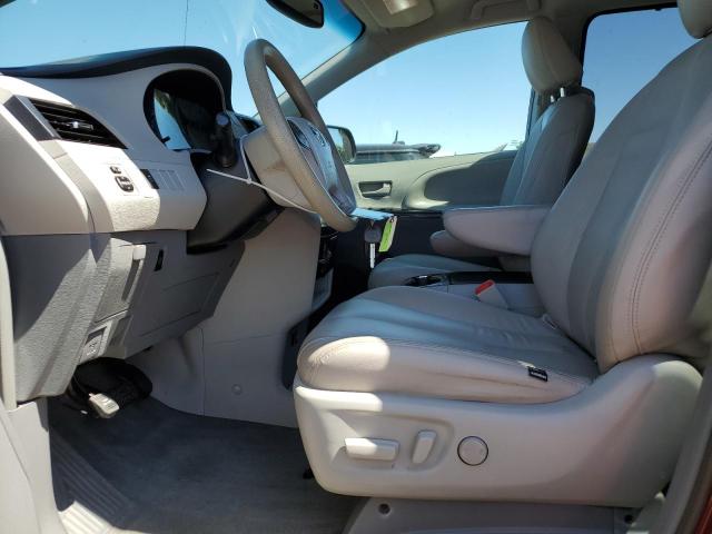 Photo 7 from auction – 2014 TOYOTA SIENNA LE with VIN 5TDKK3DC8ES456969