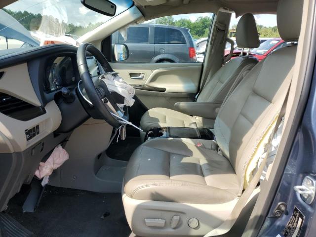 Photo 7 from auction – 2017 TOYOTA SIENNA XLE with VIN 5TDDZ3DC6HS183622