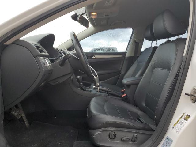 Photo 7 from auction – 2014 VOLKSWAGEN PASSAT S with VIN 1VWAP7A33EC006606