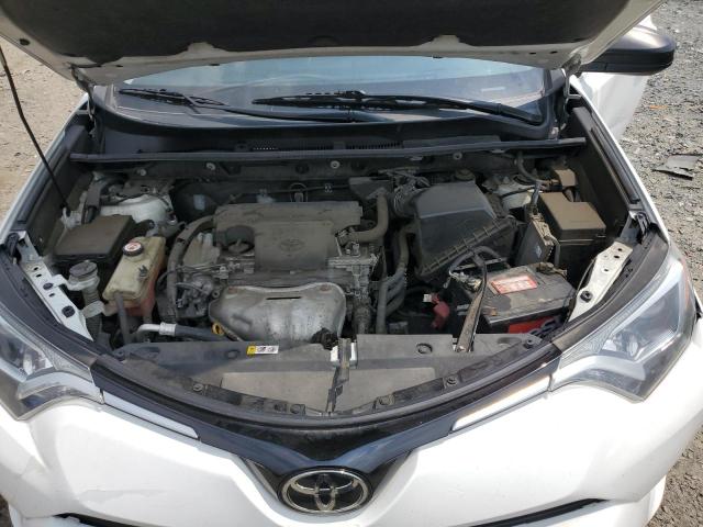 Photo 12 from auction – 2018 TOYOTA RAV4 LE with VIN JTMBFREV0JJ197649