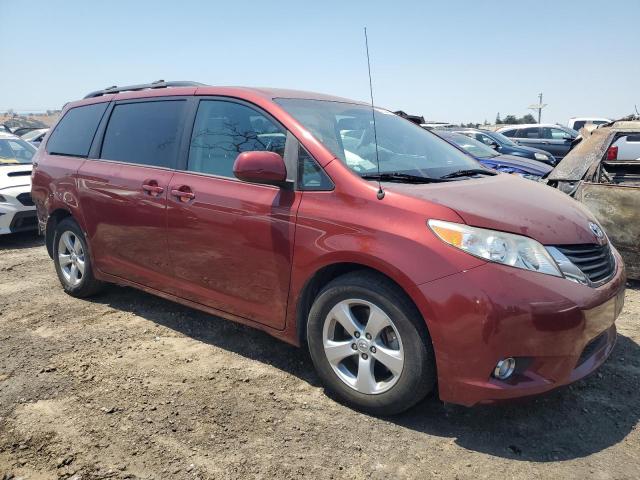 Photo 4 from auction – 2014 TOYOTA SIENNA LE with VIN 5TDKK3DC1ES526909