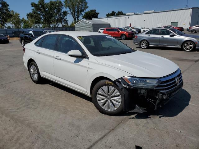 Photo 4 from auction – 2019 VOLKSWAGEN JETTA S with VIN 3VWC57BU2KM082236
