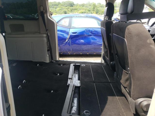 Photo 10 from auction – 2012 CHRYSLER TOWN & COU with VIN 2C4RC1BGXCR151792