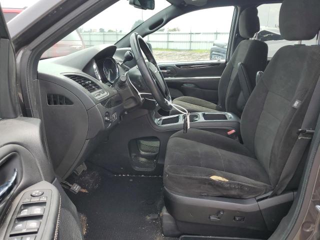 Photo 7 from auction – 2016 CHRYSLER TOWN & COU with VIN 2C4RC1HG5GR255314