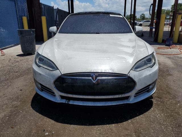 Photo 5 from auction – 2013 TESLA MODEL S with VIN 5YJSA1CG0DFP21768
