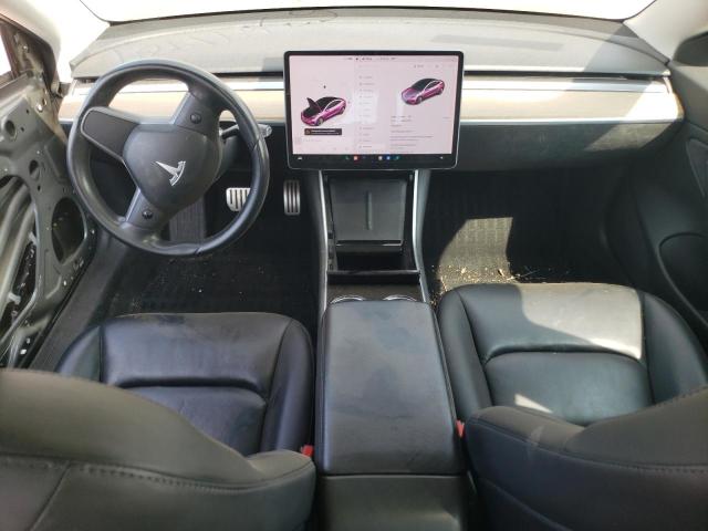 Photo 8 from auction – 2018 TESLA MODEL 3 with VIN 5YJ3E1EBXJF083177