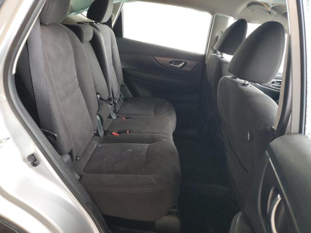 Photo 11 from auction – 2015 NISSAN ROGUE S with VIN KNMAT2MT3FP556914