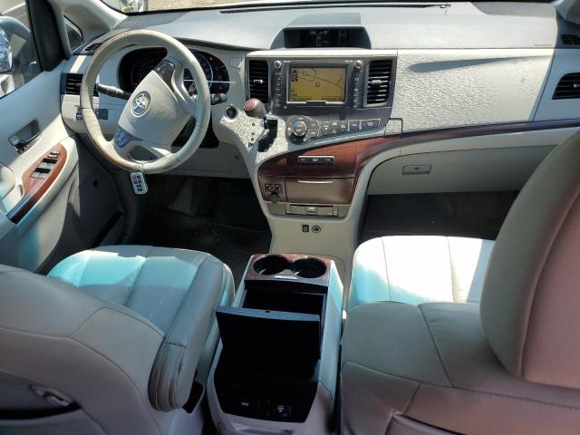 Photo 8 from auction – 2012 TOYOTA SIENNA XLE with VIN 5TDYK3DC7CS225567
