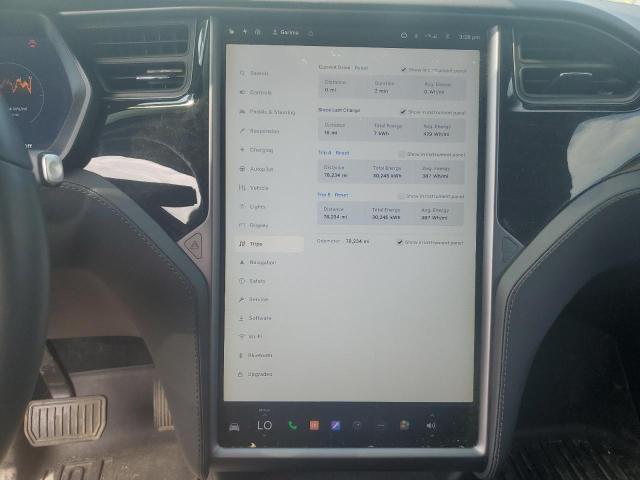 Photo 9 from auction – 2018 TESLA MODEL X with VIN 5YJXCAE23JF121274