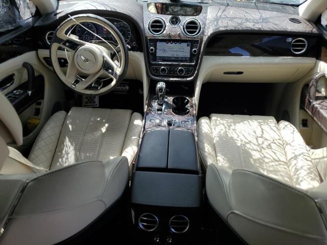 Photo 8 from auction – 2017 BENTLEY BENTAYGA with VIN SJAAC2ZV2HC015715