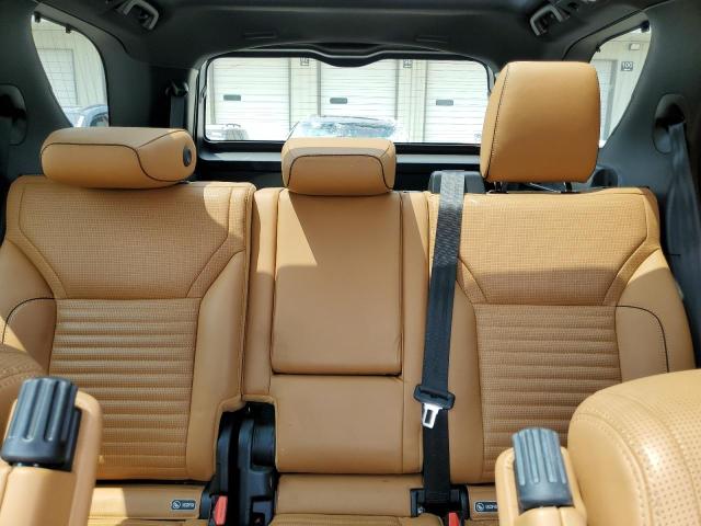 Photo 10 from auction – 2019 LAND ROVER DISCOVERY with VIN SALRT2RV4K2401074