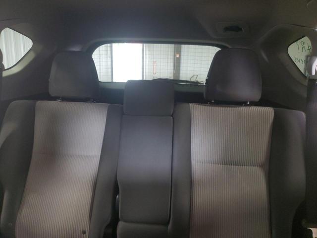 Photo 10 from auction – 2015 TOYOTA RAV4 LE with VIN JTMBFREV0FJ021627