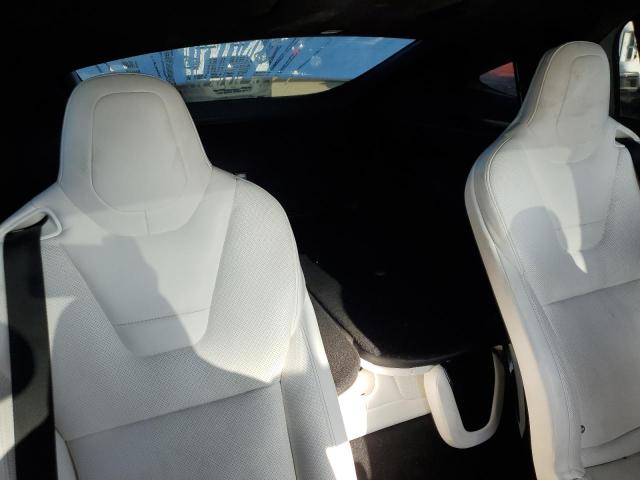 Photo 11 from auction – 2016 TESLA MODEL X with VIN 5YJXCBE49GF018148