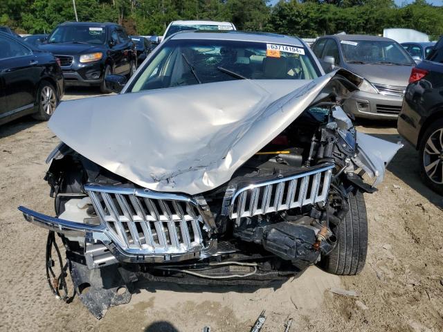 Photo 5 from auction – 2010 LINCOLN MKZ with VIN 3LNHL2GC0AR618177