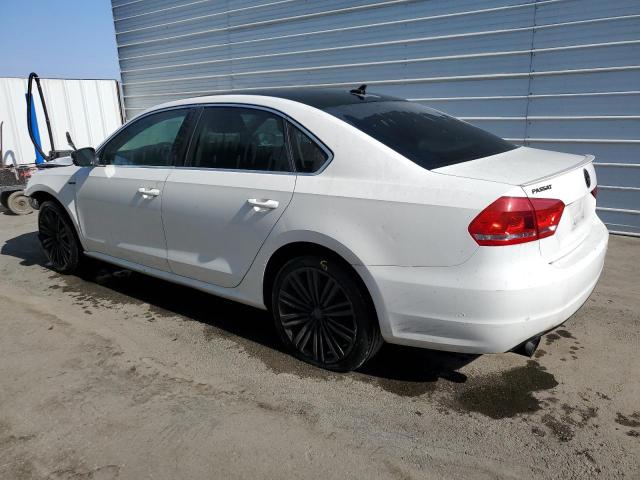 Photo 2 from auction – 2015 VOLKSWAGEN PASSAT SE with VIN 1VWBT7A38FC043393