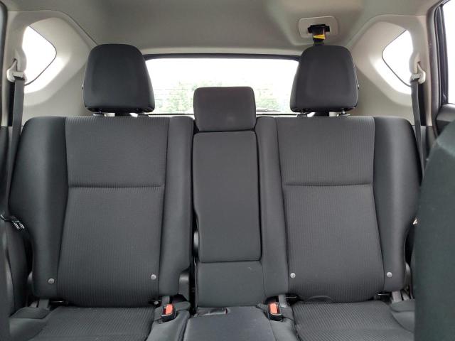 Photo 10 from auction – 2017 TOYOTA RAV4 LE with VIN 2T3BFREVXHW693103