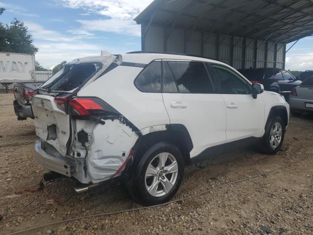 Photo 3 from auction – 2021 TOYOTA RAV4 XLE with VIN 2T3W1RFV2MC126880