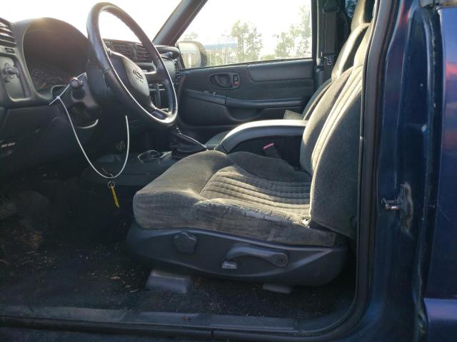 Photo 7 from auction – 2002 CHEVROLET BLAZER with VIN 1GNCT18W12K146148
