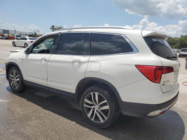 Photo 2 from auction – 2017 HONDA PILOT TOUR with VIN 5FNYF5H93HB046422
