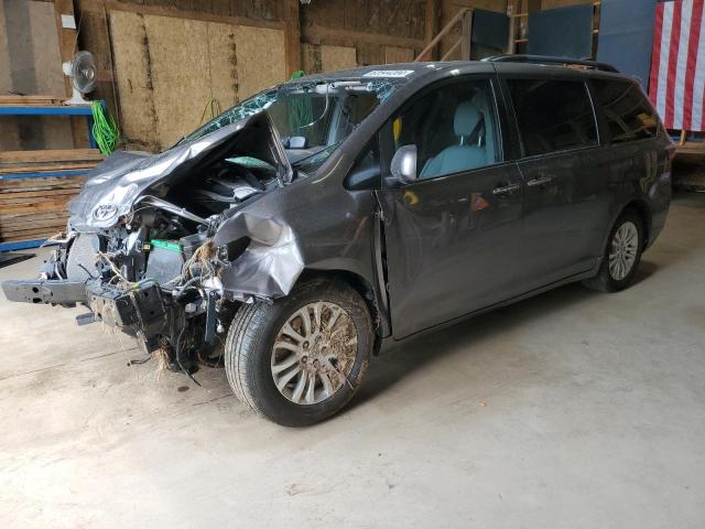 TOYOTA SIENNA XLE 2017 with VIN 5TDYZ3DC9HS848725 - Photo from auction