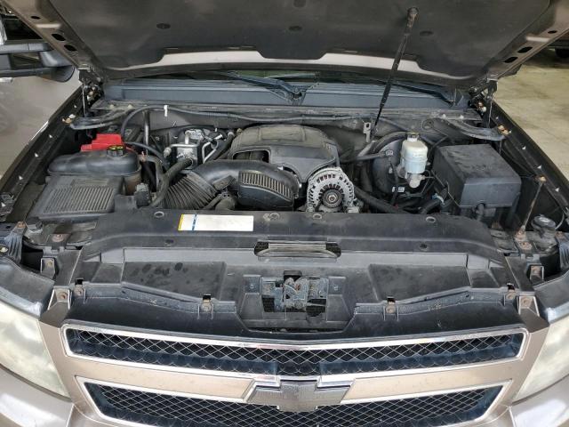 Photo 12 from auction – 2011 CHEVROLET SUBURBAN K with VIN 1GNSKHE30BR191509