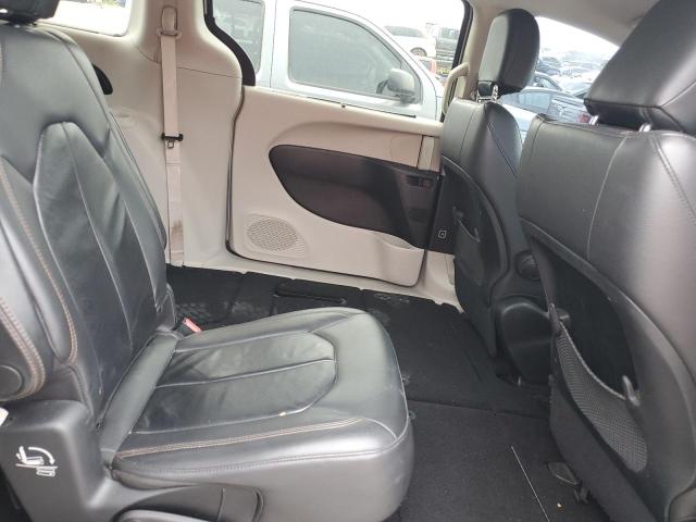 Photo 11 from auction – 2017 CHRYSLER PACIFICA T with VIN 2C4RC1BG1HR569794