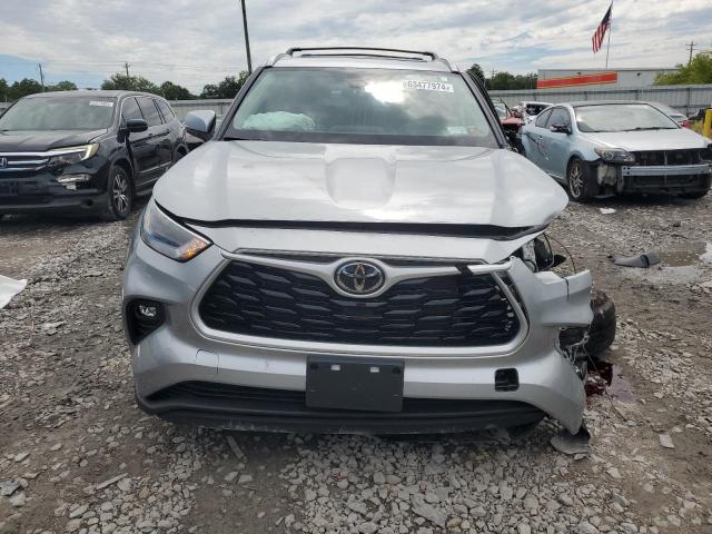 Photo 5 from auction – 2022 TOYOTA HIGHLANDER with VIN 5TDGZRBHXNS581653