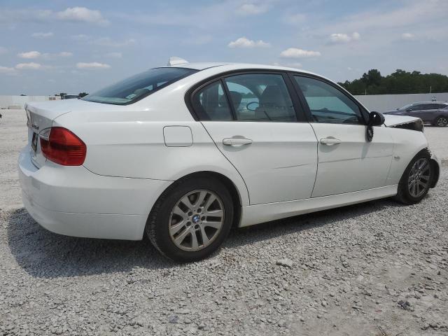 Photo 3 from auction – 2007 BMW 328 XI with VIN WBAVC93527KX56501