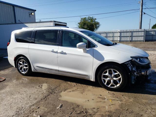 Photo 4 from auction – 2018 CHRYSLER PACIFICA T with VIN 2C4RC1BG7JR270588