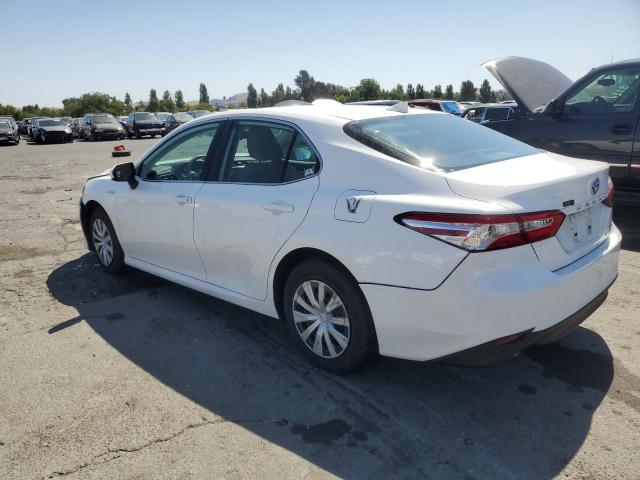 Photo 2 from auction – 2020 TOYOTA CAMRY LE with VIN 4T1C31AK4LU010713